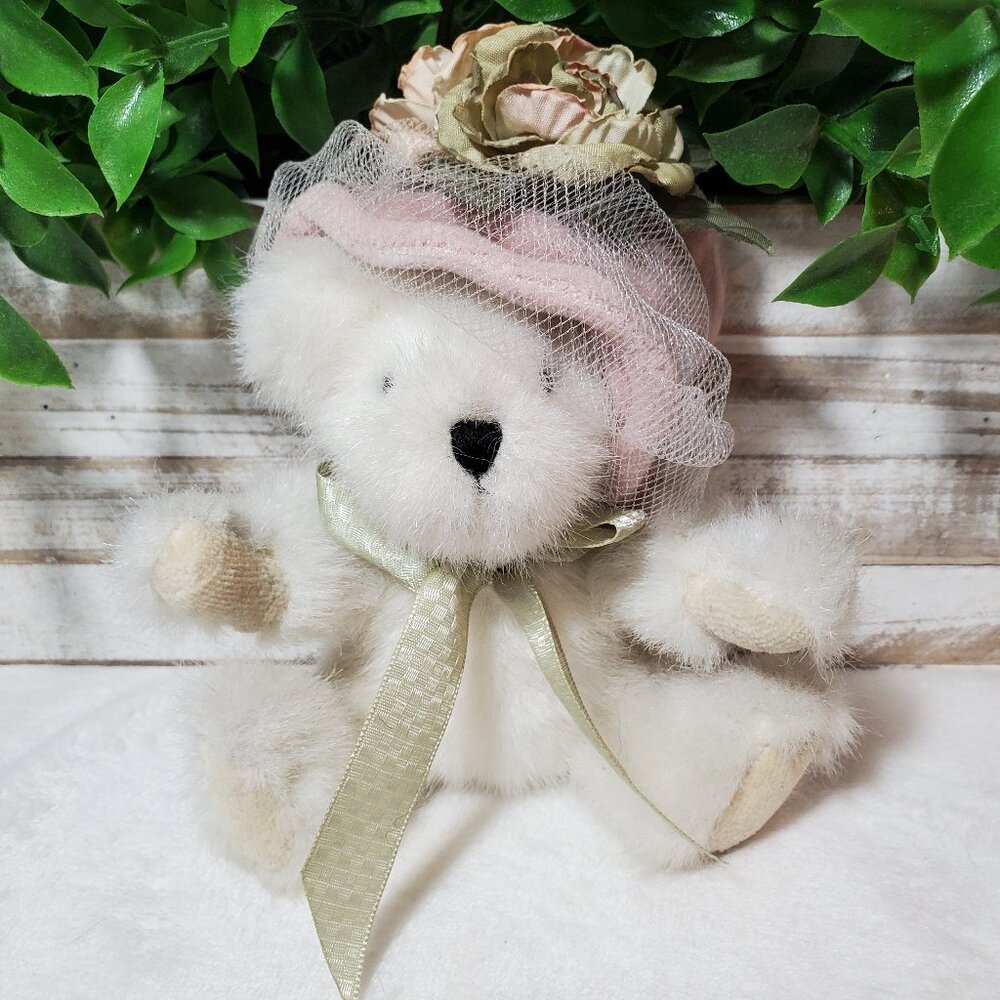 Boyds Bear Chantelle Chapeau Victorian Plush White Teddy Bear